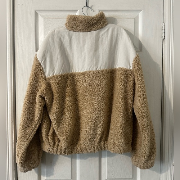 H&M Sherpa Zip Up Sweater (Sm) - Picture 3 of 3